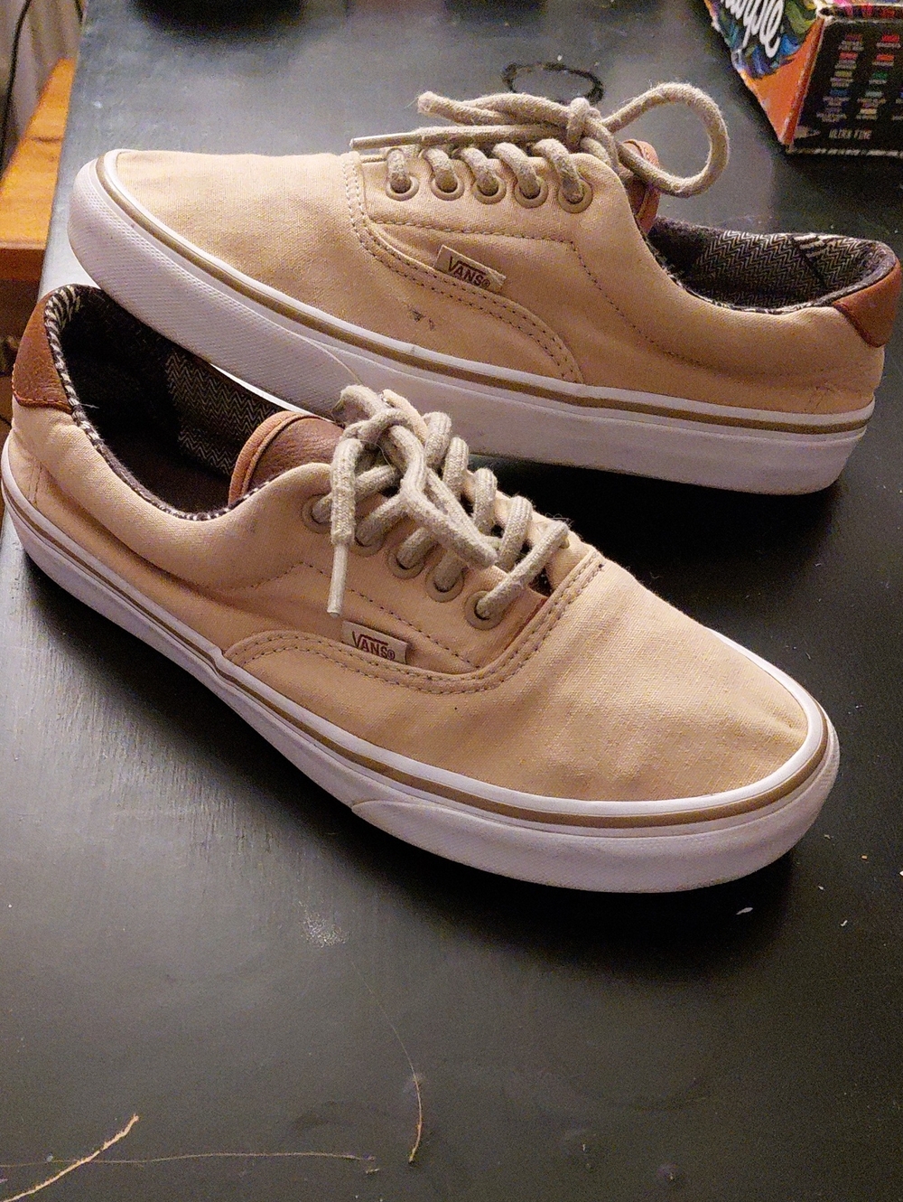 Vans Men’s Beige Low-Top Canvas Sneakers with White Sole